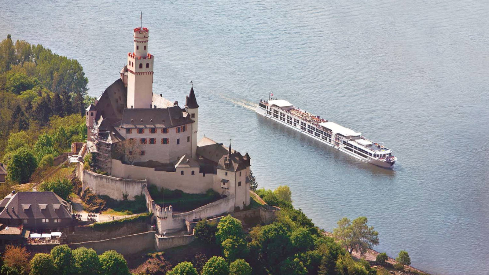 rhine river castle cruise germany